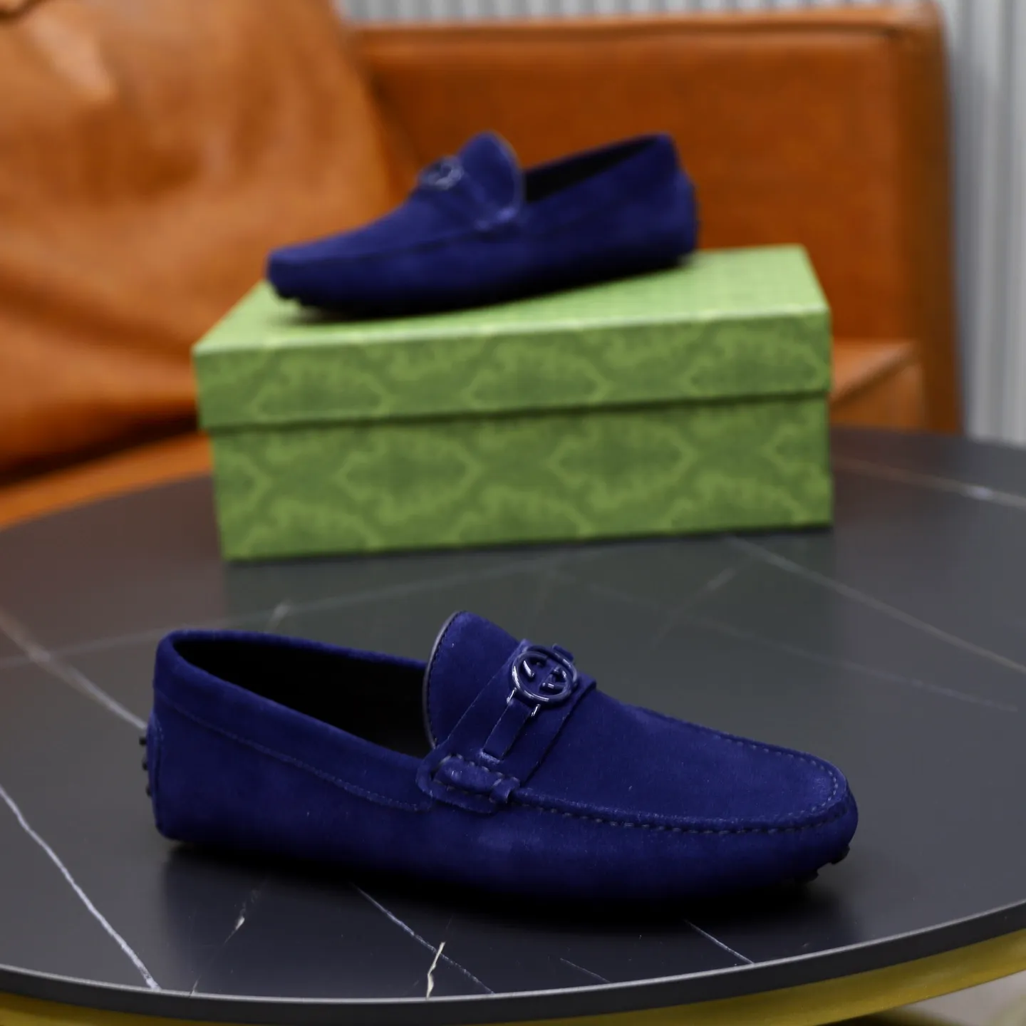 Ex-factory price: 460💰[GUCCI] Gucci ⚠️High-end men’s driving and pedal series ⚠️38-44 (customized for 45) ⚠️All original cowhide leather! Thick and soft! Made entirely of calfskin lining! Rubber sheet anti-slip beanie sole! Three-dimensional package technology! Fashionable and classic! Handicrafts! Original high quality! Feel free to compare!
